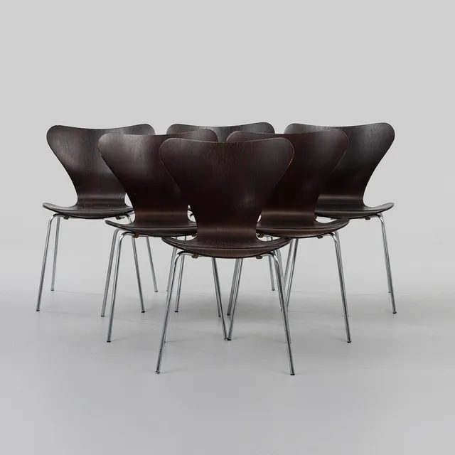 ARNE JACOBSEN. Stolar, 6 stycken, "Sjuan", Fritz Hansen, 1974.