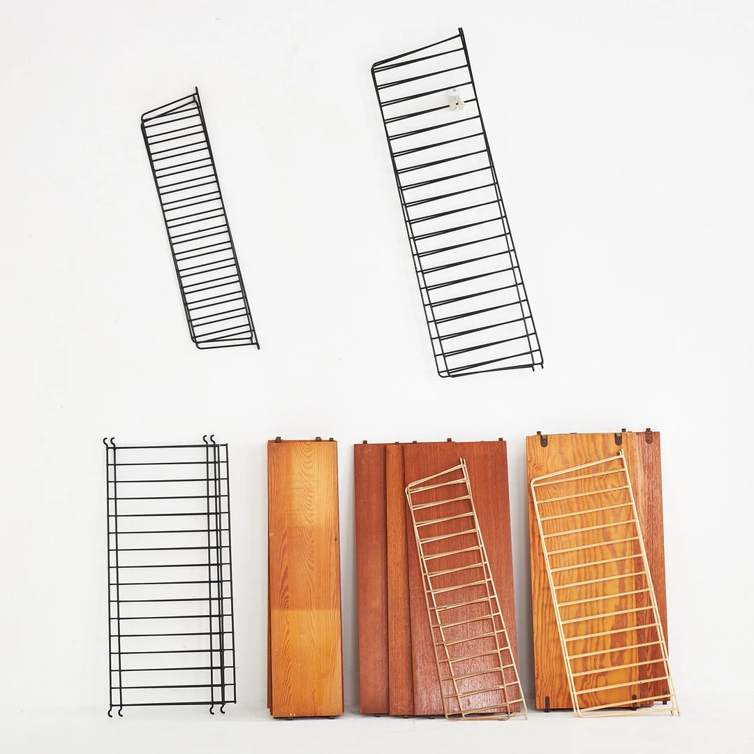 NILS OCH KAJSA STRINNING, "String", hyllsystem, omkring1900-talets mitt, furu samt teakfaner, delvis etikettmärkta BFB-Hyllan String Design. — Cupboards, Cabinets & Shelves — Stockholms Auktionsverk Sickla