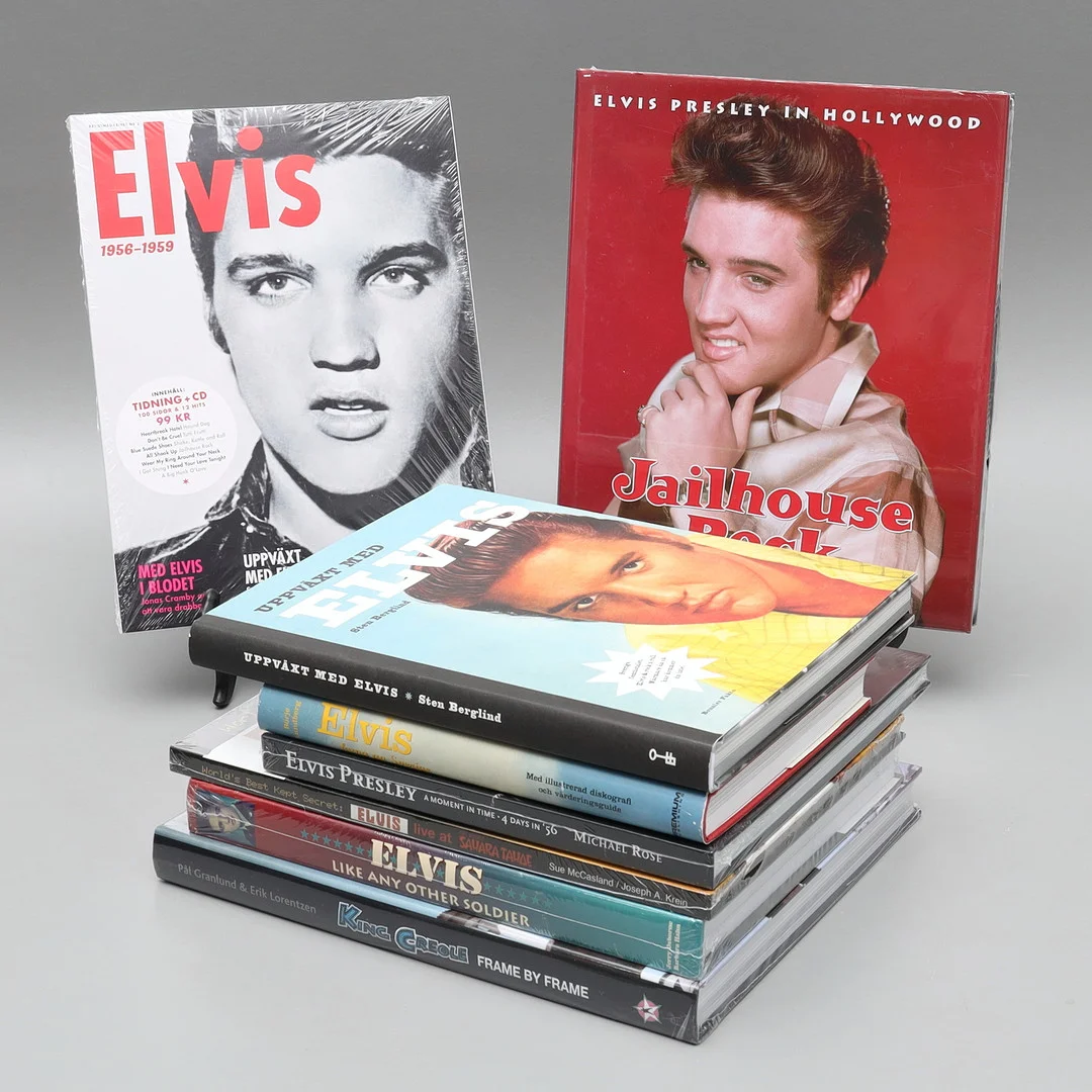 ELVIS PRESLEY, 8 böcker. — Books — Auktionsmagasinet Vänersborg
