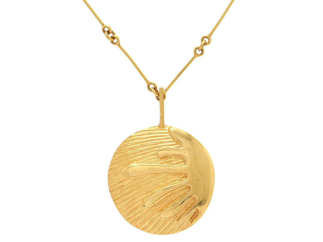 LAPPONIA, collier, 18K guld, modell 220091, design Juhani Linnovaara, Finland 1978, längd 42 cm, vikt 8,0 g, originalkartong. — Smycken/Collier — Kaplans