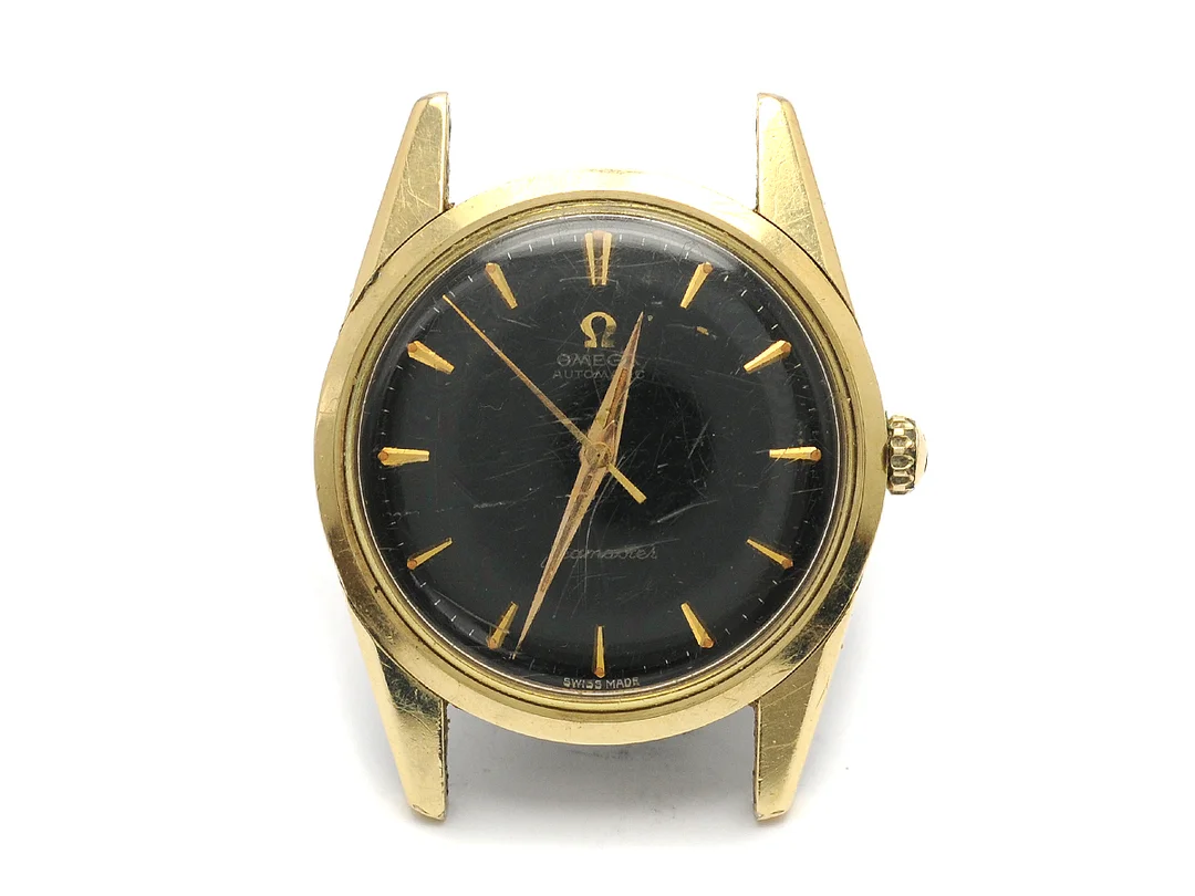 OMEGA, Seamaster, Cal 552, Serie nr. 18210778, Ref nr. KO 14700, Boett nr. 14700 4 SC, herrur, 33,5 mm, guld på stål, automatisk, plexiglas, skadad urtavla, skadad boett, ca 1961. — Klockor/Omega — Kaplans
