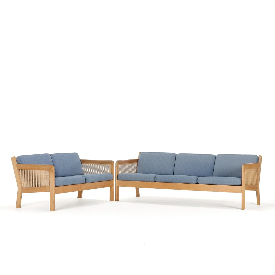 Bernt Petersen. sofa set of solid oak (2) — Furniture/Lounge suites, sofas — Lauritz