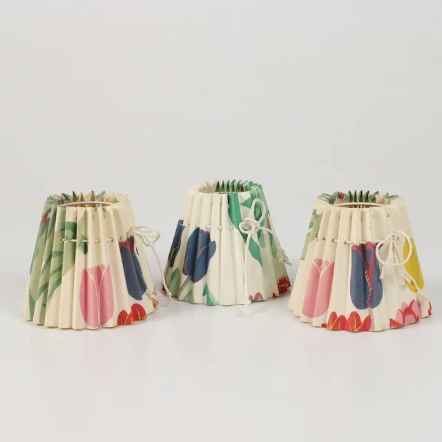 JOSEF FRANK. Lampskärmar, 3 stycken, "Tulpan", Firma Svenskt Tenn.