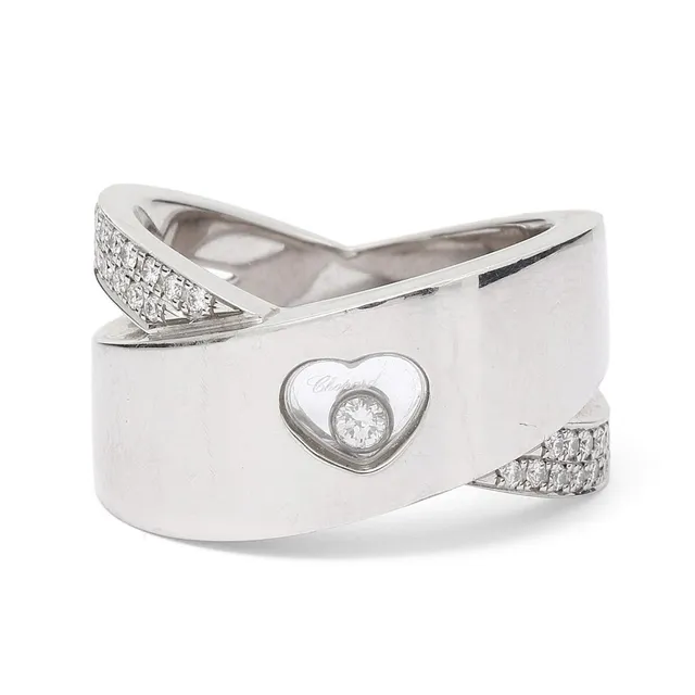 A diamond ring set with a movable brilliant-cut diamond weighing app. 0.05 ct. and numerous brilliant-cut diamonds weighing a total of app. 0.30 ct., mounted in 18k white gold. Serial no. 2908853. Weight app. 16 g. W. 11 mm. Size 54.