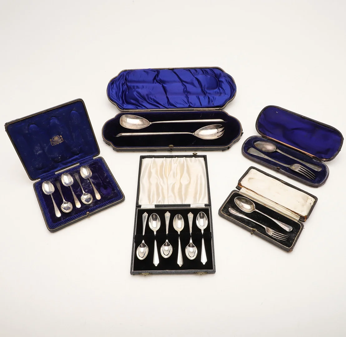 FIVE VARIOUS CASED SETS OF FLATWARE:-. — Silver — Lawrences Auctioneers