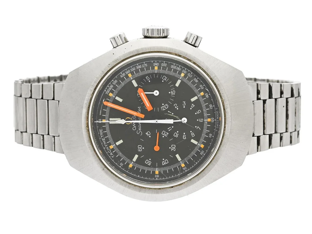 OMEGA, Seamaster (T Swiss Made T), "Tachymetre", Cal 861, Serie nr. 31009342, Ref nr. ST 145.0024, Boett nr. 145.024, kronograf, herrur, stål, 40 mm, manuell, plexiglas, skadad urtavla, utbytta visare (luminova), ca 1970, metallänk ej original. — Klockor/Omega — Kaplans