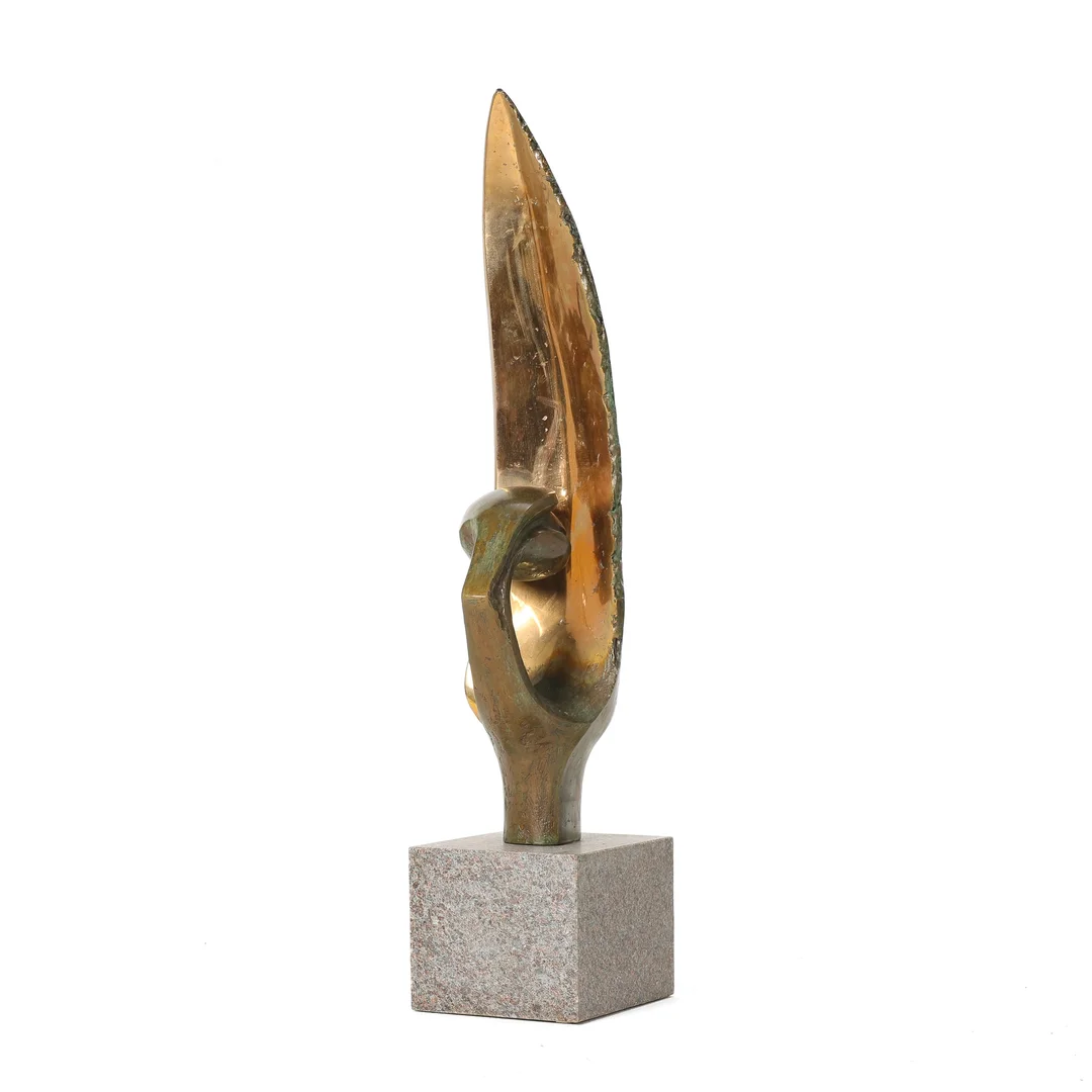 Stine Ring Hansen (1968-): Sculpture of partially patinated and polished bronze. Circa 1995. — Paintings and sculptures/Sculptures — Lauritz