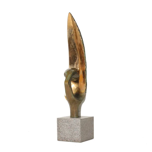 Stine Ring Hansen (1968-): Sculpture of partially patinated and polished bronze. Circa 1995.