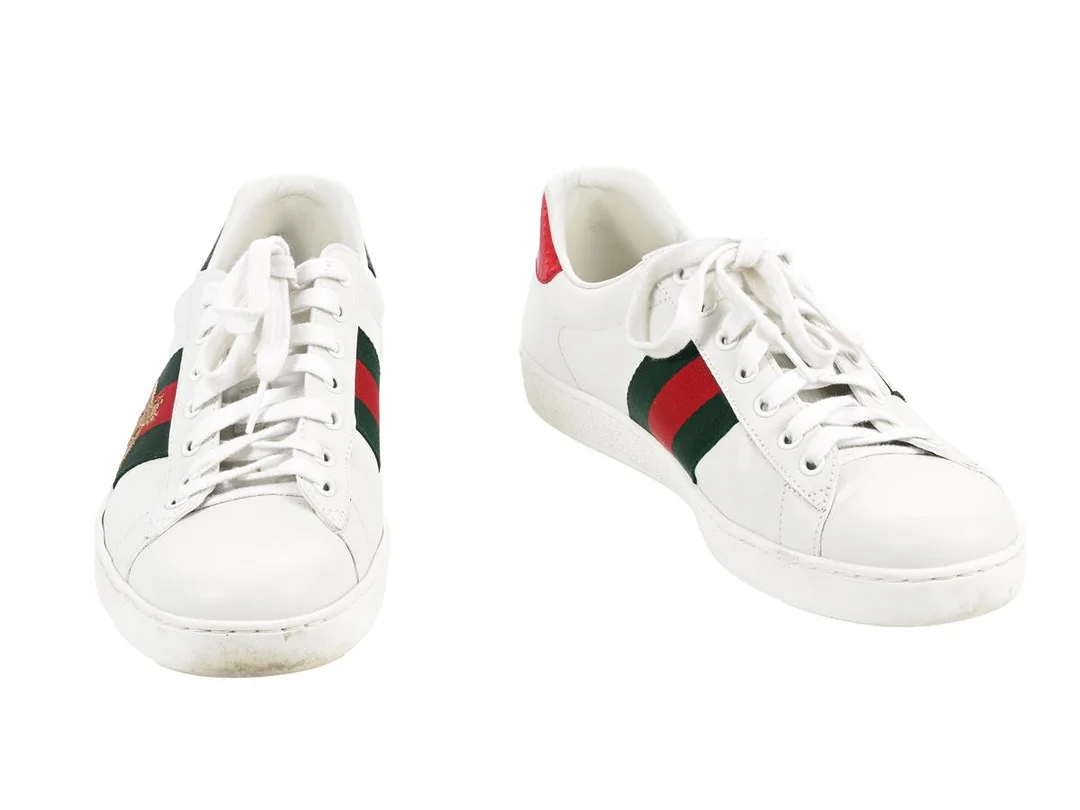 SKOR, GUCCI, Ace sneaker, vitt läder, Web röd, grön, stl 8½, ca 42-43, dustbag, kartong. — Kläder/Skor — Kaplans