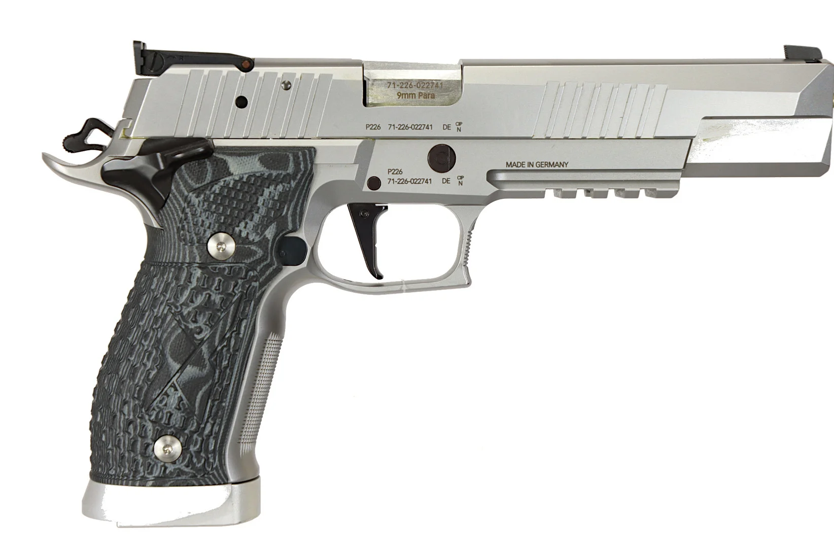 PISTOL, fabrikat Sig-Sauer, modell X-Line X-Six Supermatch, kaliber 9x19, tillv.nr 71-226-022741, se-nr SE3193581. — Pistols — Walter Borg