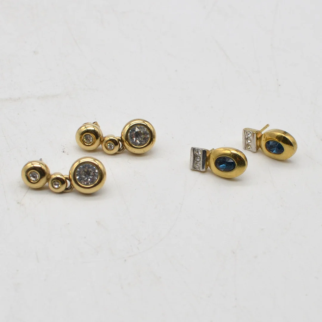 MODESCHMUCK KONVOLUT, ZWEI PAAR OHRRINGE, SPÄTES 20. JAHRHUNDERT. — Earrings — Kunst- und Auktionshaus Kleinhenz