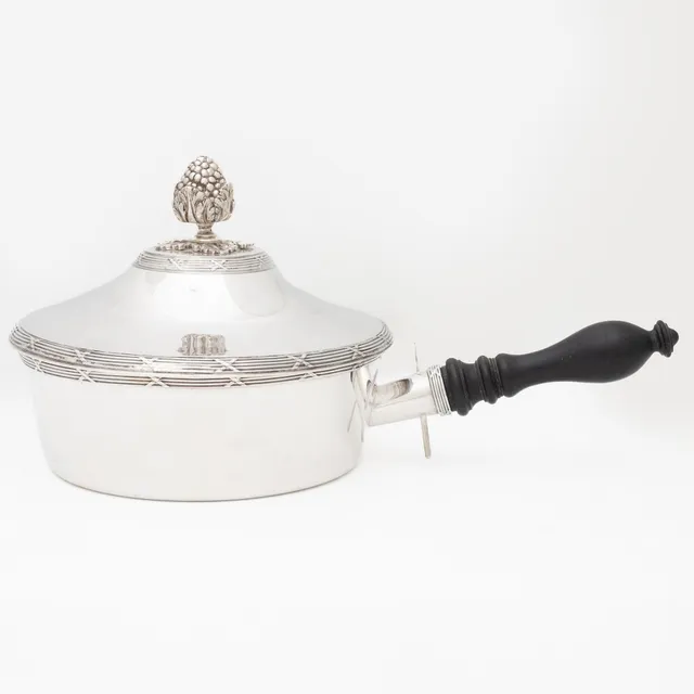 Karl Anderson, Karott med lock, silver, Stockholm 1909.