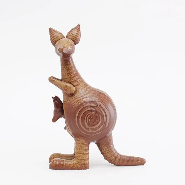 LISA LARSON, figurin, känguru med unge, ur serien "Stora Zoo", 1965, Gustavsberg.