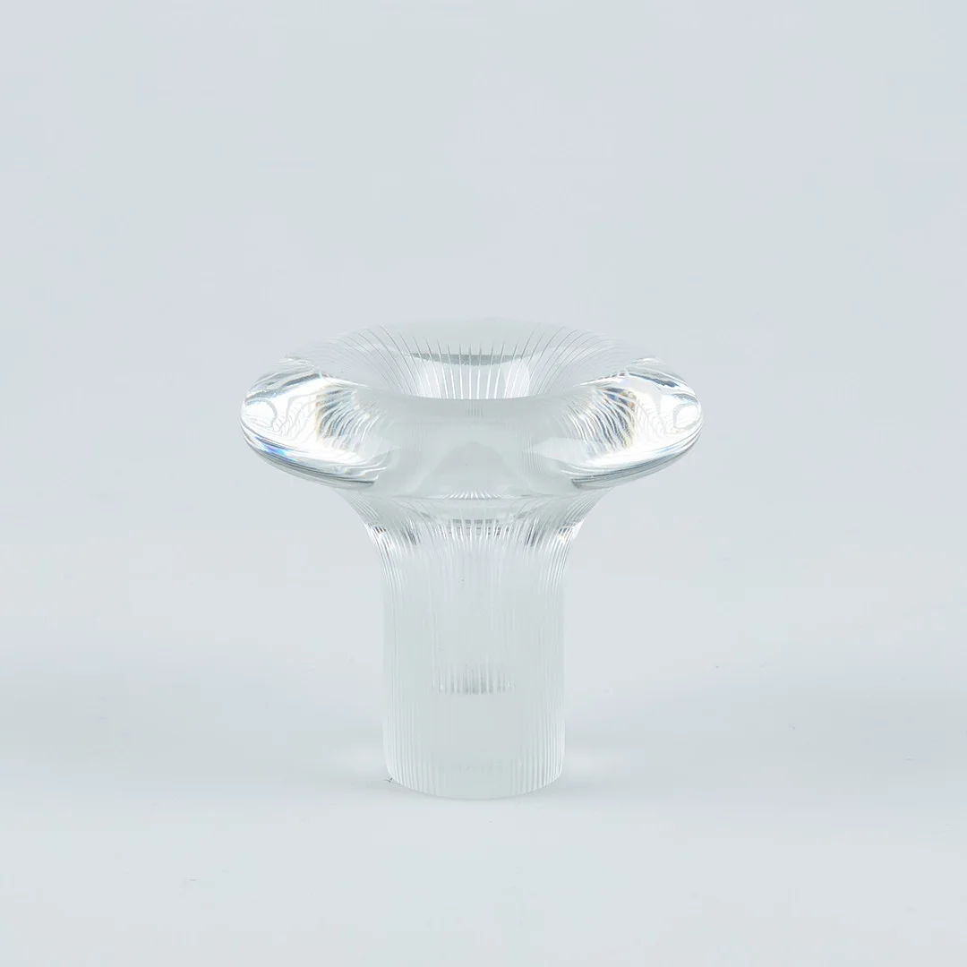 TAPIO WIRKKALA. GLASSKULPTUR / VAS, "Tatti", signerad Tapio Wirkkala, Iittala -55. — Art glass — Stockholms Auktionsverk Helsinki