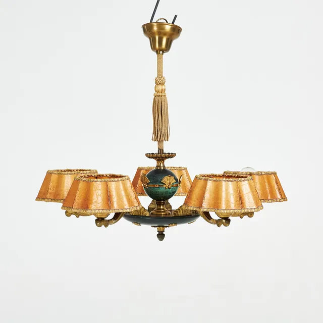 TAKLAMPA. Einar Bäckström, 1940-50 tal, stomme i metall och mässing, 5 ljuspunkter.