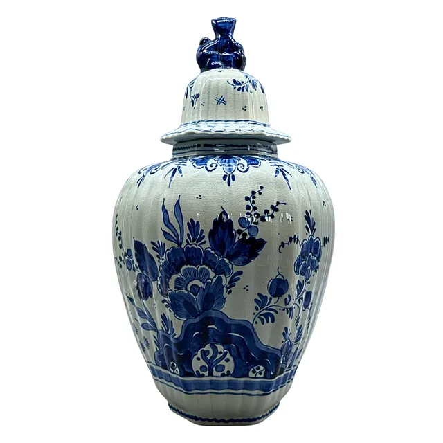 DELFT ROYAL DECKELVASE.
