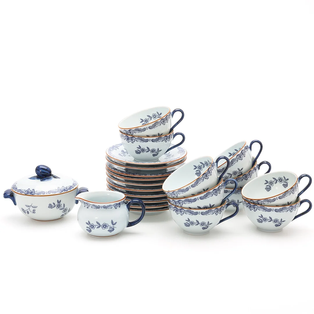 NILS EMIL LUNDSTRÖM. Servisdelar, 22 delar, porslin, "Ostindia", Rörstrand. — Tableware — Auktionsmagasinet Vänersborg