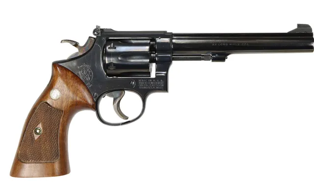 REVOLVER, fabrikat Smith & Wesson, modell 17-2, kaliber .22LR, tillv.nr K729262, se-nr begagnad.