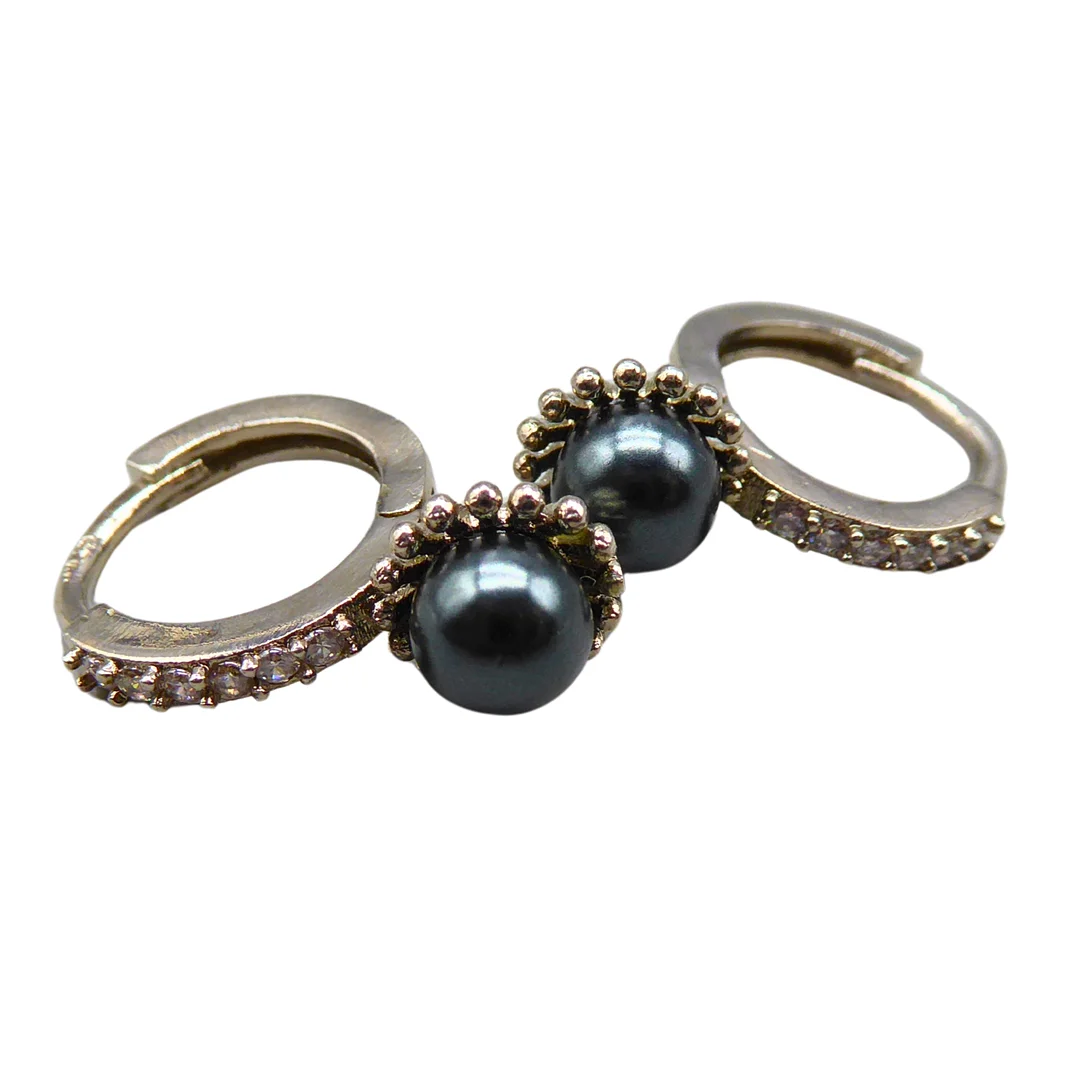 925ER SILBER CREOLEN MIT PERLEN UND ZIRKONIA BESETZT. — Earrings — Auktionshaus Stuber's Hammerschlag