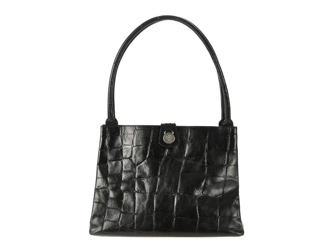 VÄSKA, MULBERRY, vintage, svart präglat läder, kongo, silverfärgade beslag, 31x23x12 cm, dustbag. — Accessoarer/Väskor — Kaplans