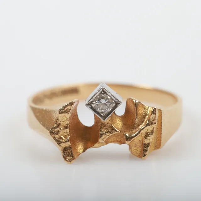 BJÖRN WECKSTRÖM. Ring, 18 K guld med briljantslipad diamant, 0,06 ct, Lapponia, Finland, 1979.