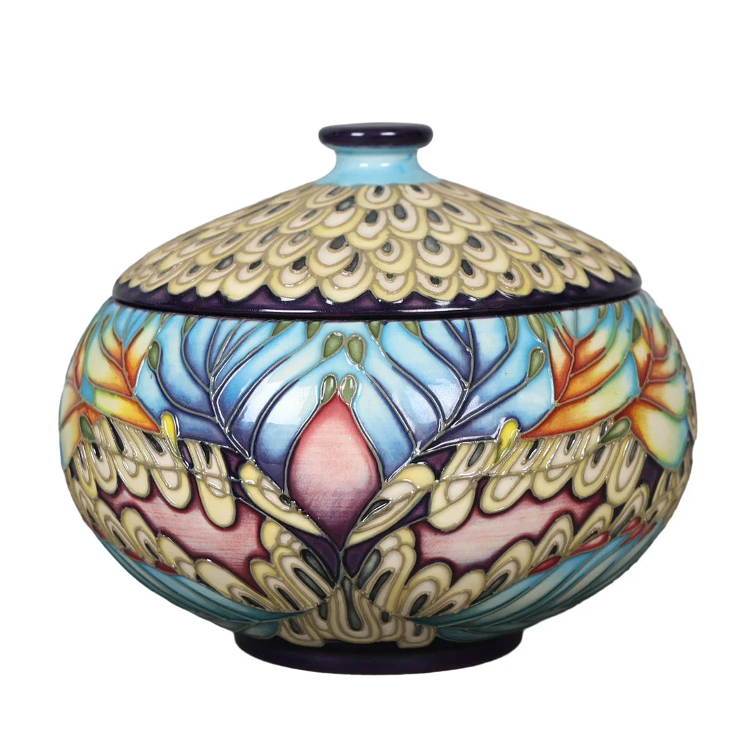MOORCROFT FOR LIBERTY "JEWEL OF MEDINA" PATTERN POT AND COVER. — European — Bishop & Miller