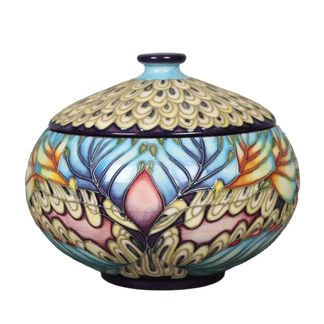 MOORCROFT FOR LIBERTY "JEWEL OF MEDINA" PATTERN POT AND COVER.