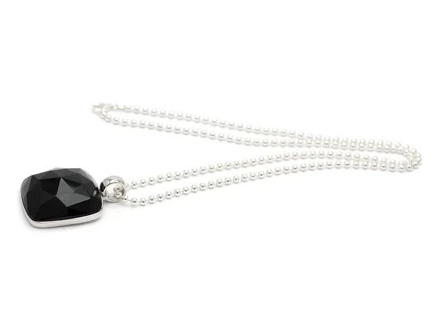 HÄNGE, silver, onyx, kedja nr 989283, längd 60 cm.
