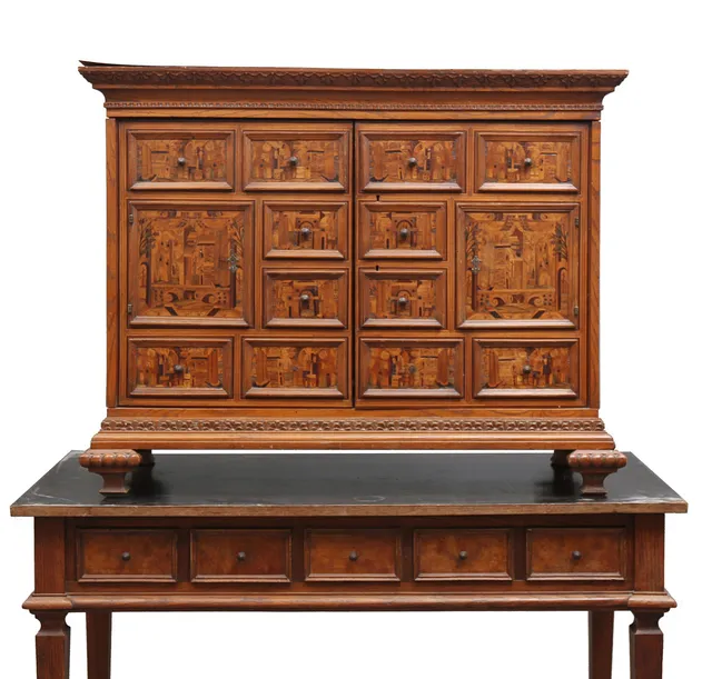 Filing cabinet in pictorial marquetry from southern Germany, late 16th Century with later transformations.