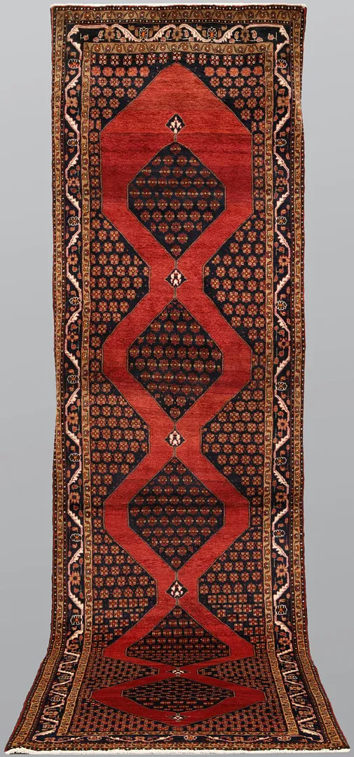 ORIENTMATTA. Täbriz gallerimodell, 415 x 110 cm.
