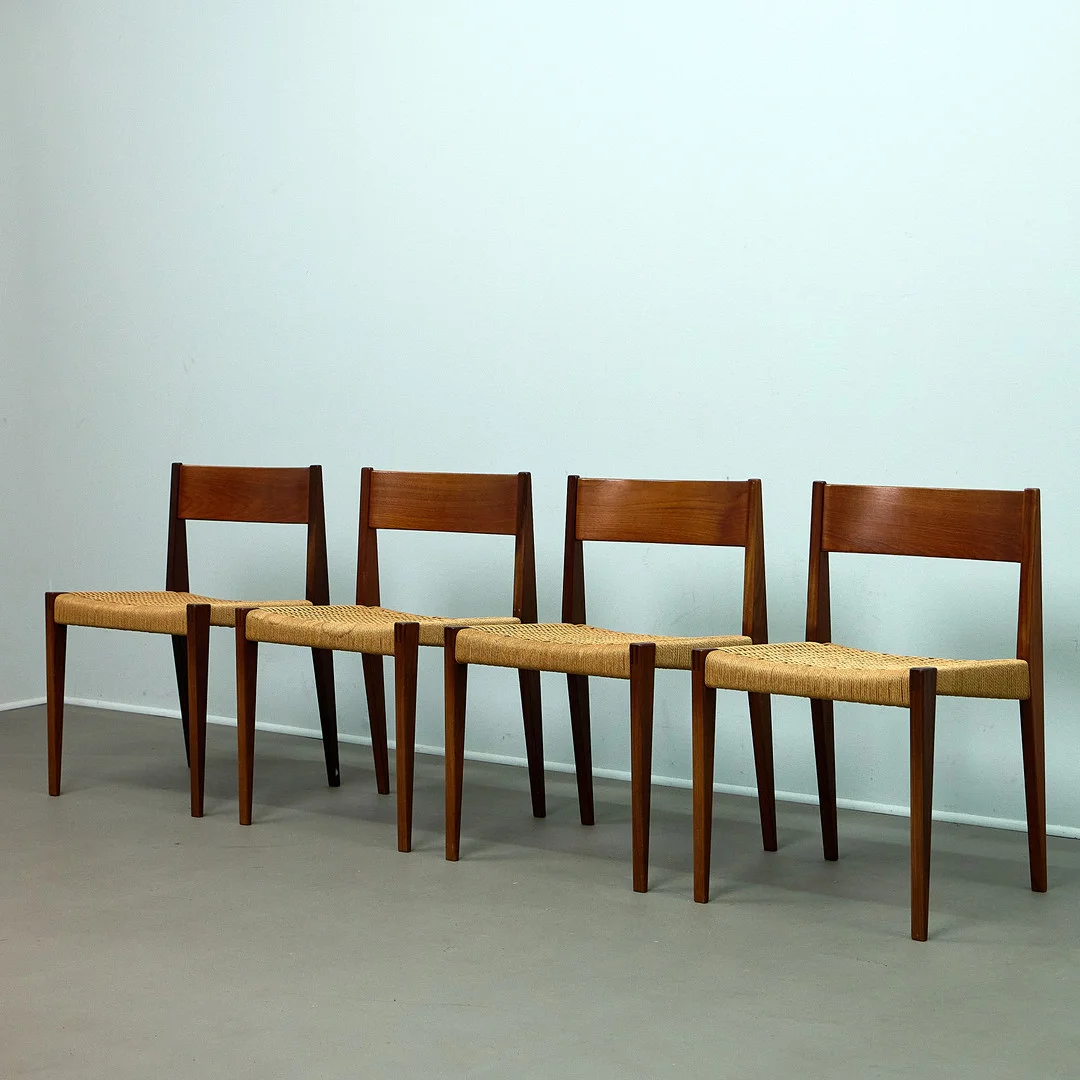 POUL CADOVIUS. Royal System, vier Stühle / Esszimmerstühle, Teak, Papierkordel, 1960er Jahre, Dänemark (4). — Armchairs & Chairs — Rheinveld Auktionen