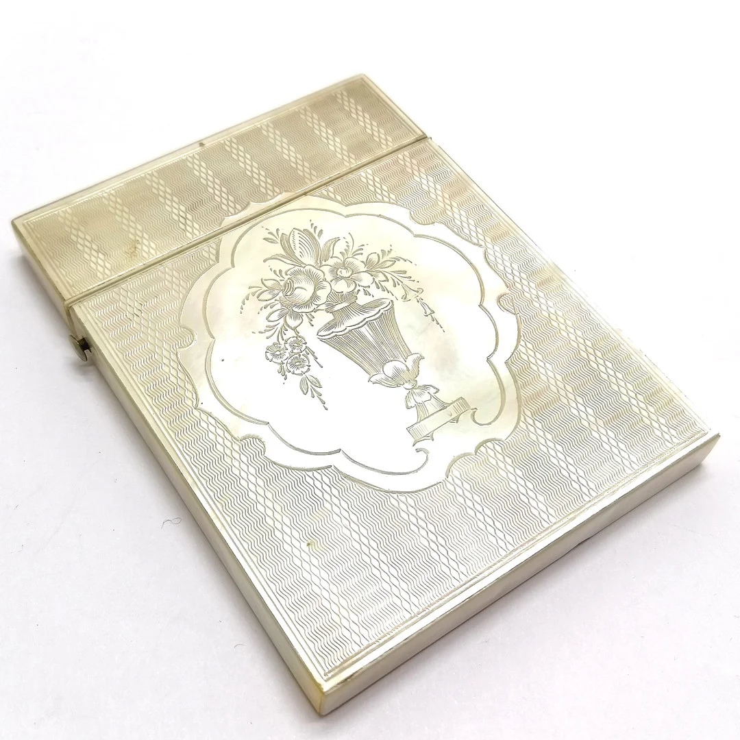 ANTIQUE MOTHER OF PEARL CARD CASE WITH PROFUSE DECORATION. — Miscellaneous — Acreman St Auctioneers & Valuers
