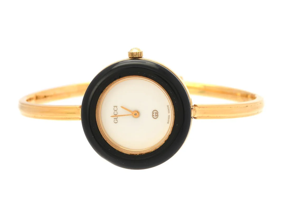 GUCCI, damur, 26 mm, Serie nr. 0623674, Boett nr. 11/12, doublé, quartz, mineralglas, 12 st. utbytbara ringar (3 st. skadade), integrerad originallänk, längd 160 mm, ca 1992, box. — Klockor/Gucci — Kaplans