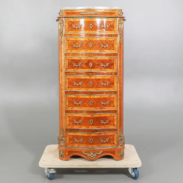 "Secreter à abattant" of Louis XV style, mid 20th Century.