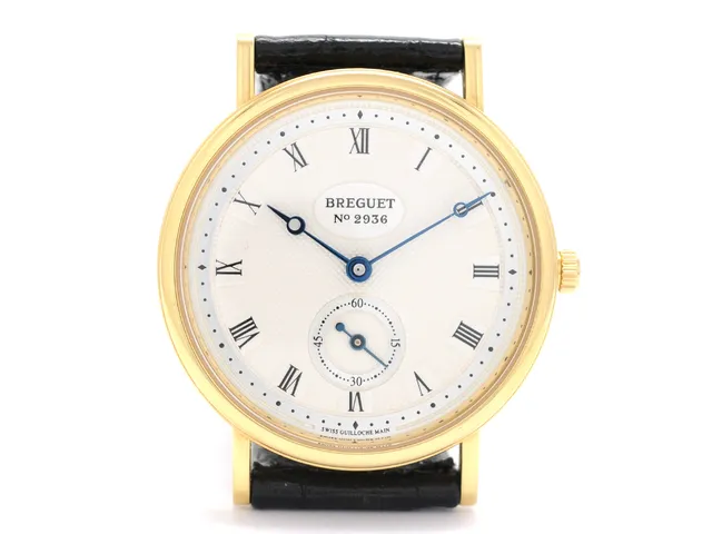 BREGUET, No. 2936, herrur, 34,5 mm, Cal 818/5, Serie nr. 13746, Ref nr. 3910BA/15/984, Boett nr. 2936, herrur, 34,5 mm, manuell, safirglas, liten sekundvisare, läderband, originalspänne i 18K guld, cert (ej ifyllt), ca 2001, box, ytterkartong.