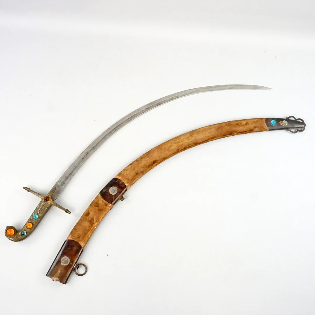 SABEL, orientalisk, med balja. — Edged weapons — Roslagens Auktionsverk