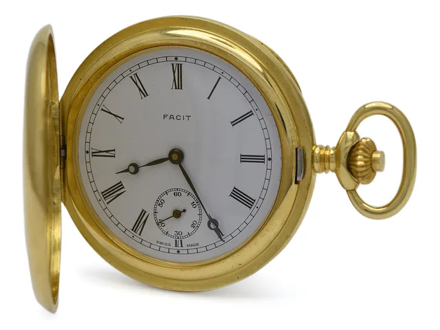 FACIT, fickur 49 mm, savonett, Cal 6498, Boett nr. 17800, 18K guld, ankargång, skadad urtavla, ca 1975.