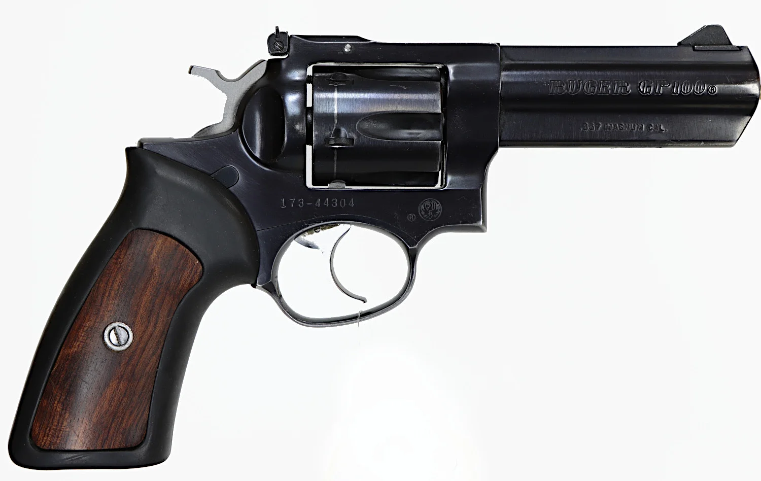 191. REVOLVER, amerikansk, Double Action, fabrikat Ruger, modell GP100, kaliber .357 Magnum, tillv.nr 173-44304, se-nr SE1036731. — Revolvers — Walter Borg