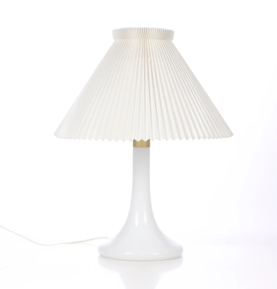 Poul Christiansen for Holmegaard/Le Klint. Table lamp, model 363 — Lamps and lighting/Table lamps — Lauritz