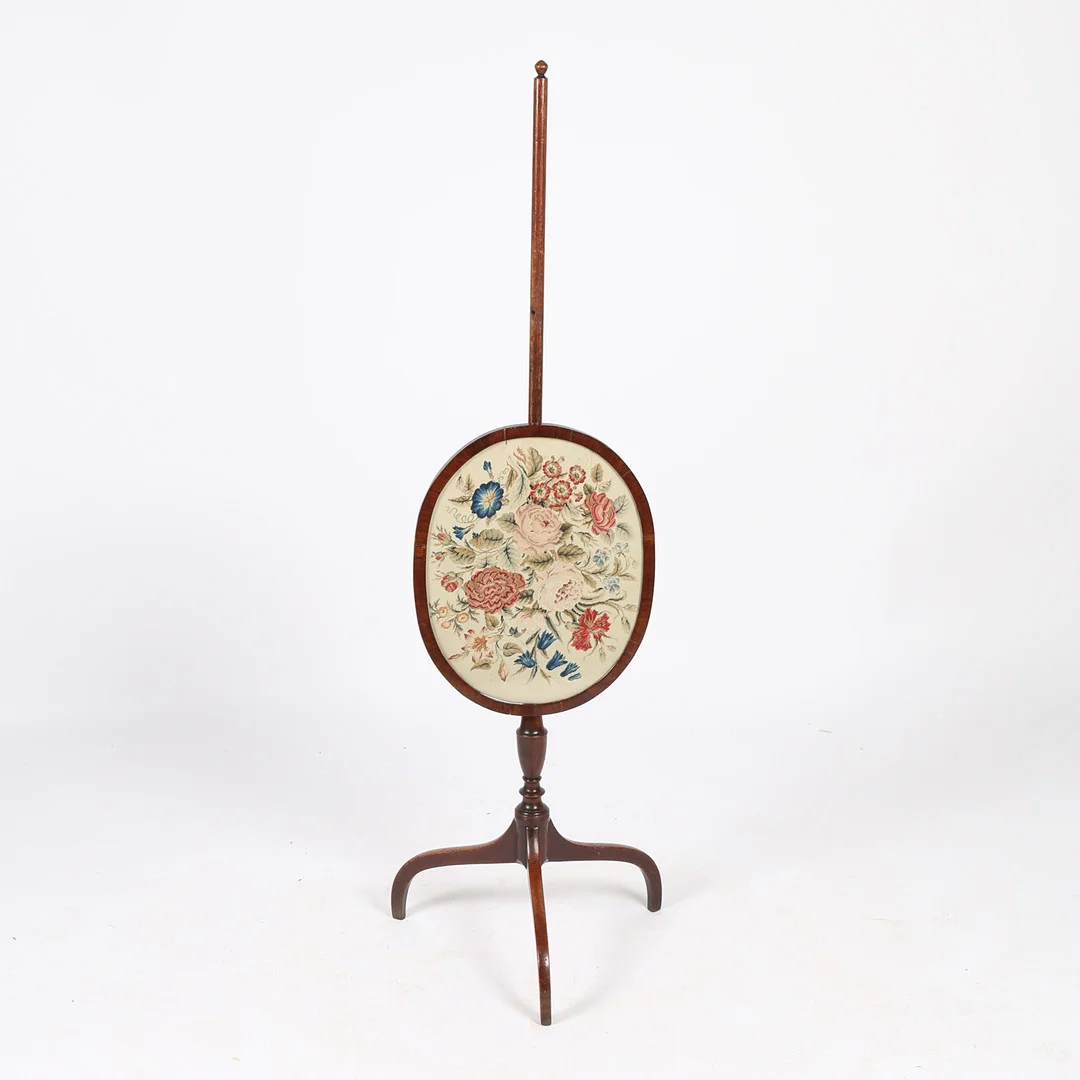 A VICTORIAN MAHOGANY POLE SCREEN, CIRCA 1860-80. — Other — Bishop & Miller