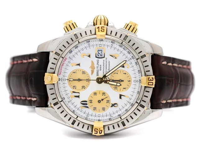 BREITLING, Chronomat Evolution, Chronometre, "Tachymetre", Cal 13 (ETA 7750), Verk nr. 799851, Serie nr. 799851, Ref nr. B13356, Boett nr. 0605 B4, kronograf, herrur, 43,7 mm, bicolour, automatisk, safirglas, datum, läderband, originalspänne, cert, april 2009, box, ytterkartong.