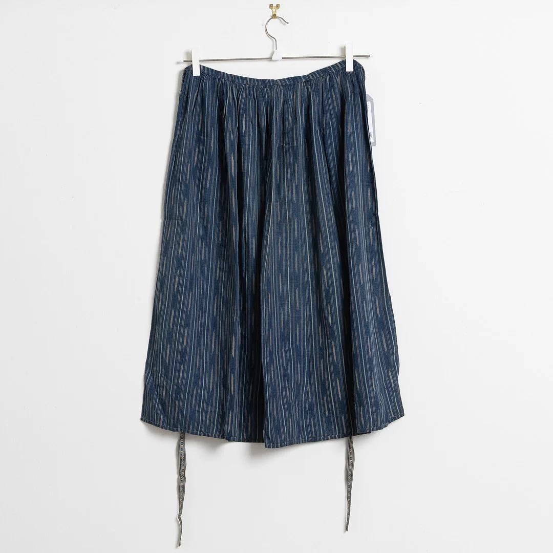 FÖRKLÄDE, till folkdräkt / häradsdräkt, Skåne, 1800-tal. — Other — Stockholms Auktionsverk Helsingborg