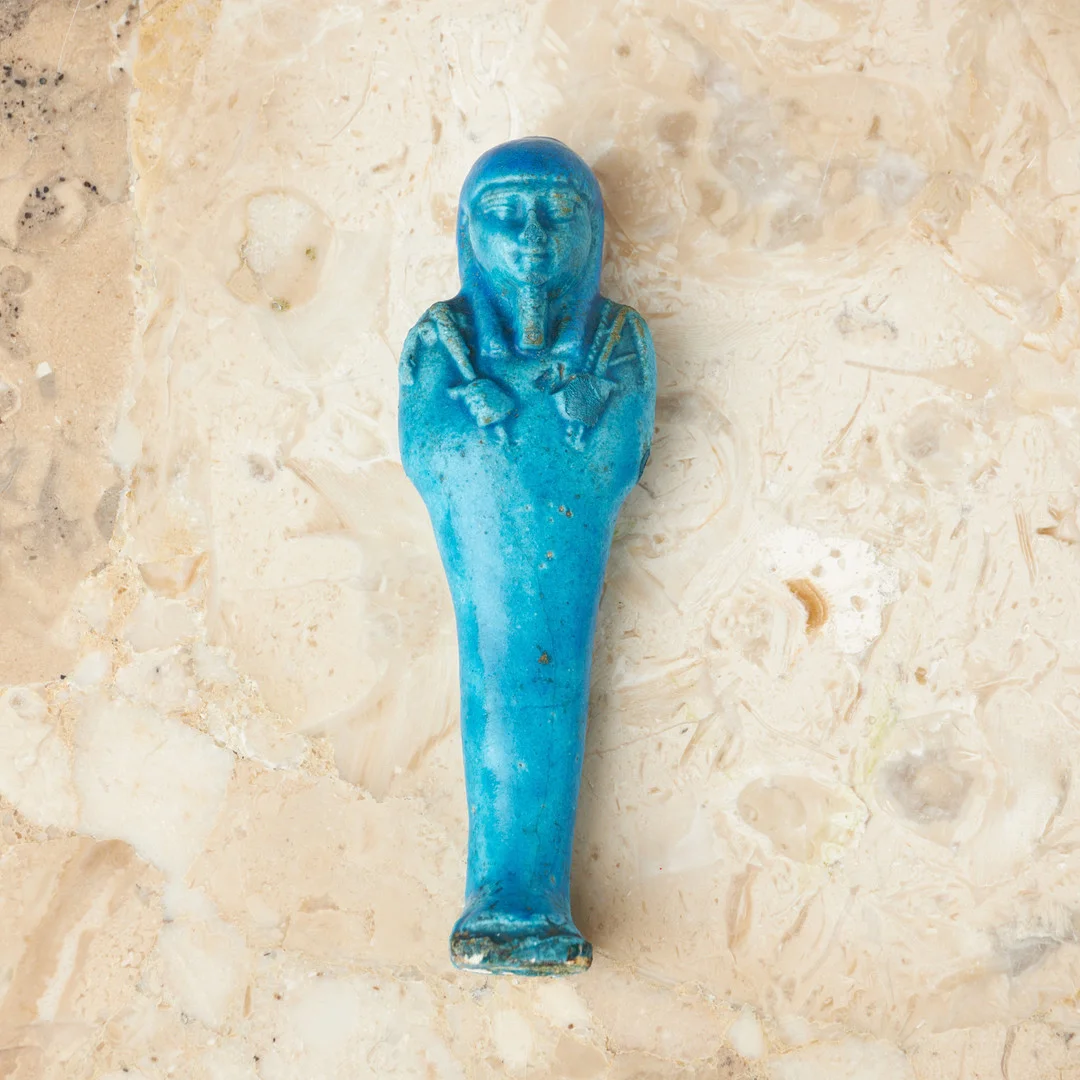 USHABTI, ptolemeisk tid ca 310-30 f Kr, fajans. — Miscellaneous — Stockholms Auktionsverk Sickla