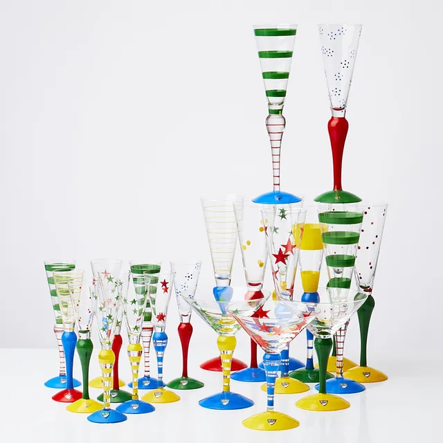 ANNE NILSSON. GLASPARTI, 23 dlr., ur serien "Clown", för Orrefors, champagne, snaps samt cocktail.