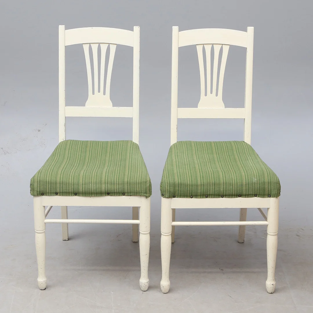 STOLAR, 2 st, tidigt 1900-tal. — Armchairs & Chairs — Kalmar Auktionsverk