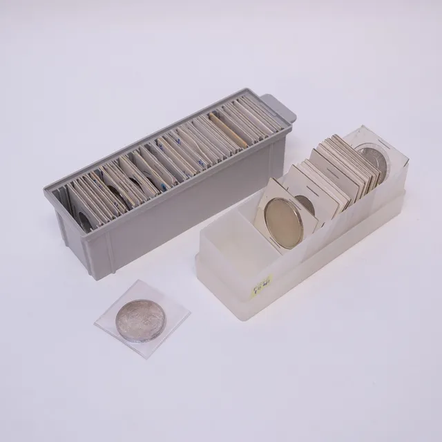 MYNT I ETUI, SVENSKA, SILVER.