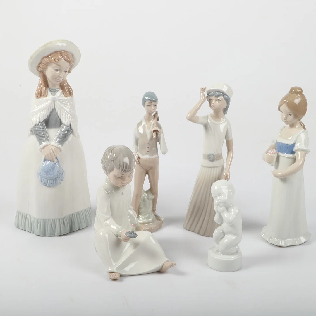 FIGURINER, 6 stycken, porslin, bl. a. Nao och Rex, Spanien och Bing & Gröndahl, Danmark. — European — Helsingborgs Auktionskammare
