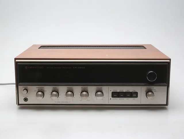 FÖRSTÄRKARE, Kenwood KR-3200, 1970-tal.