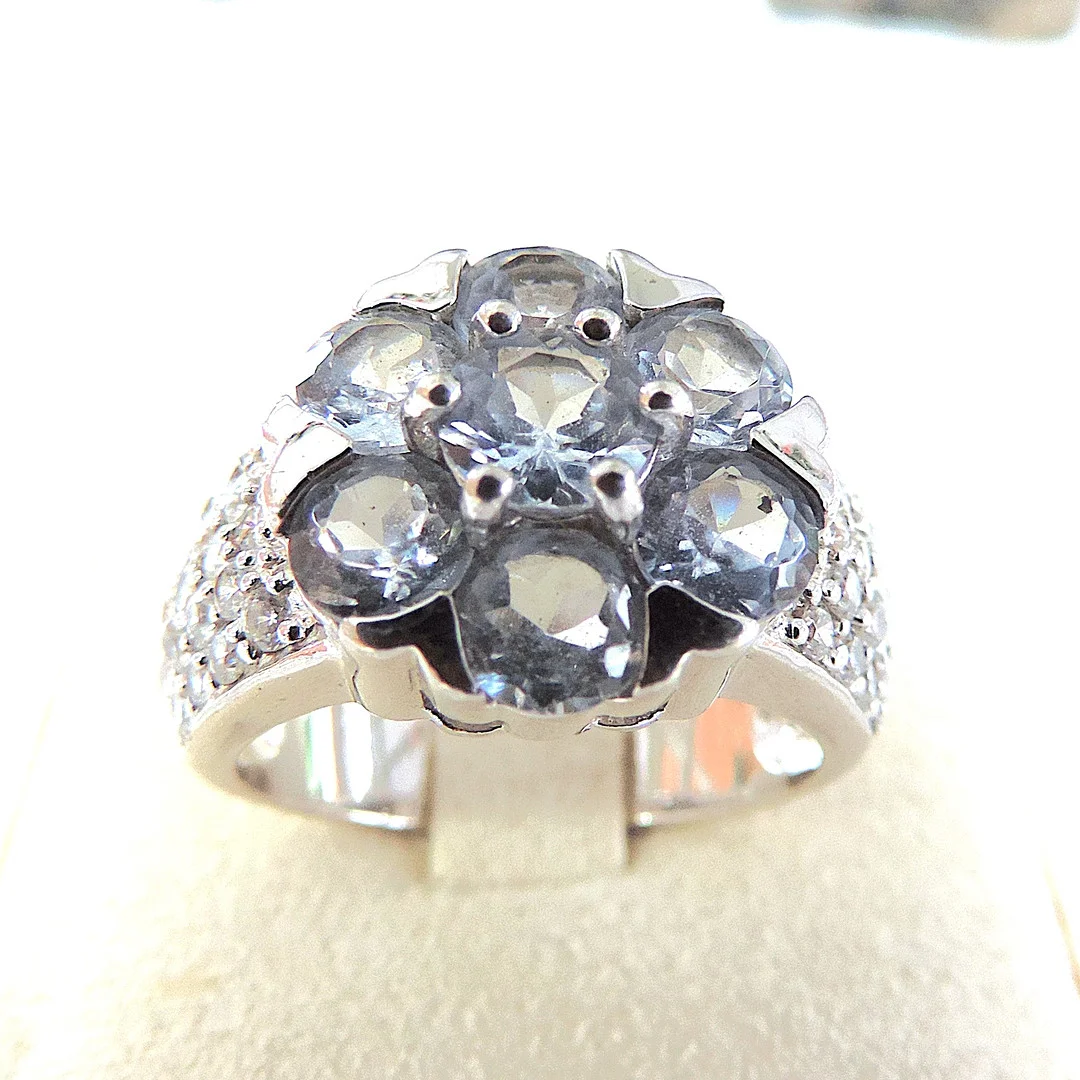 AQUAMARINE GEMSTONE 925 SILVER RING. — Rings — Chalkwell Auctions