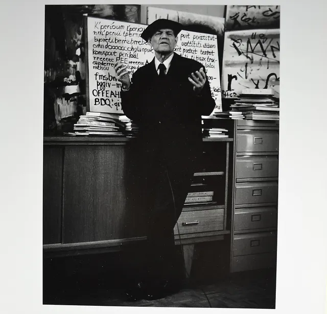 MARTHE PRÉVOT. FOTOGRAFIE RAOUL HAUSMANN.